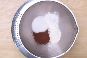 只需2次发酵却柔软的【巧克力大理石吐司】的做法 步骤6