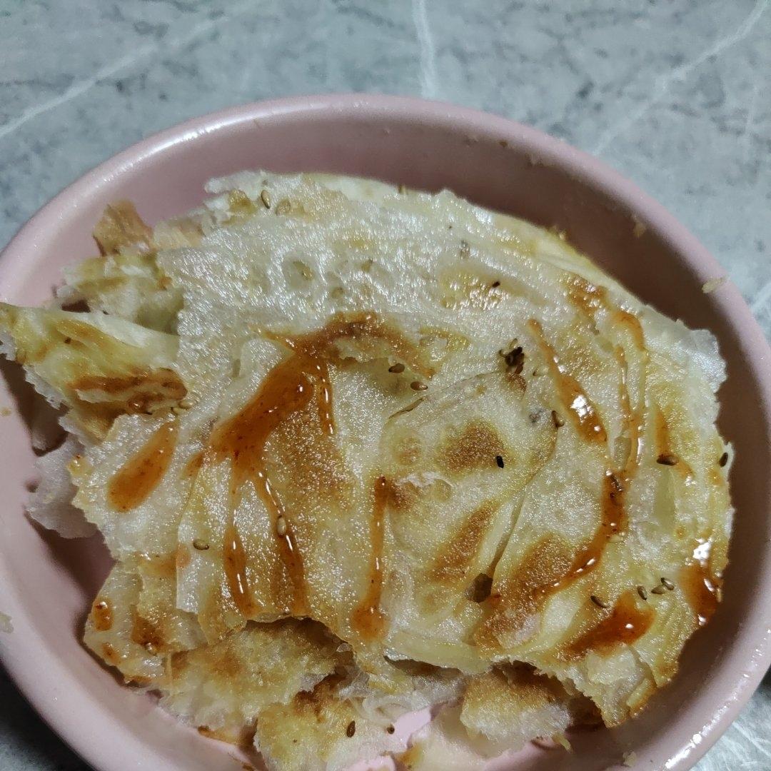 烙饼有窍门 步骤太详细了 柔软多层凉了也不硬 附细节视频详解