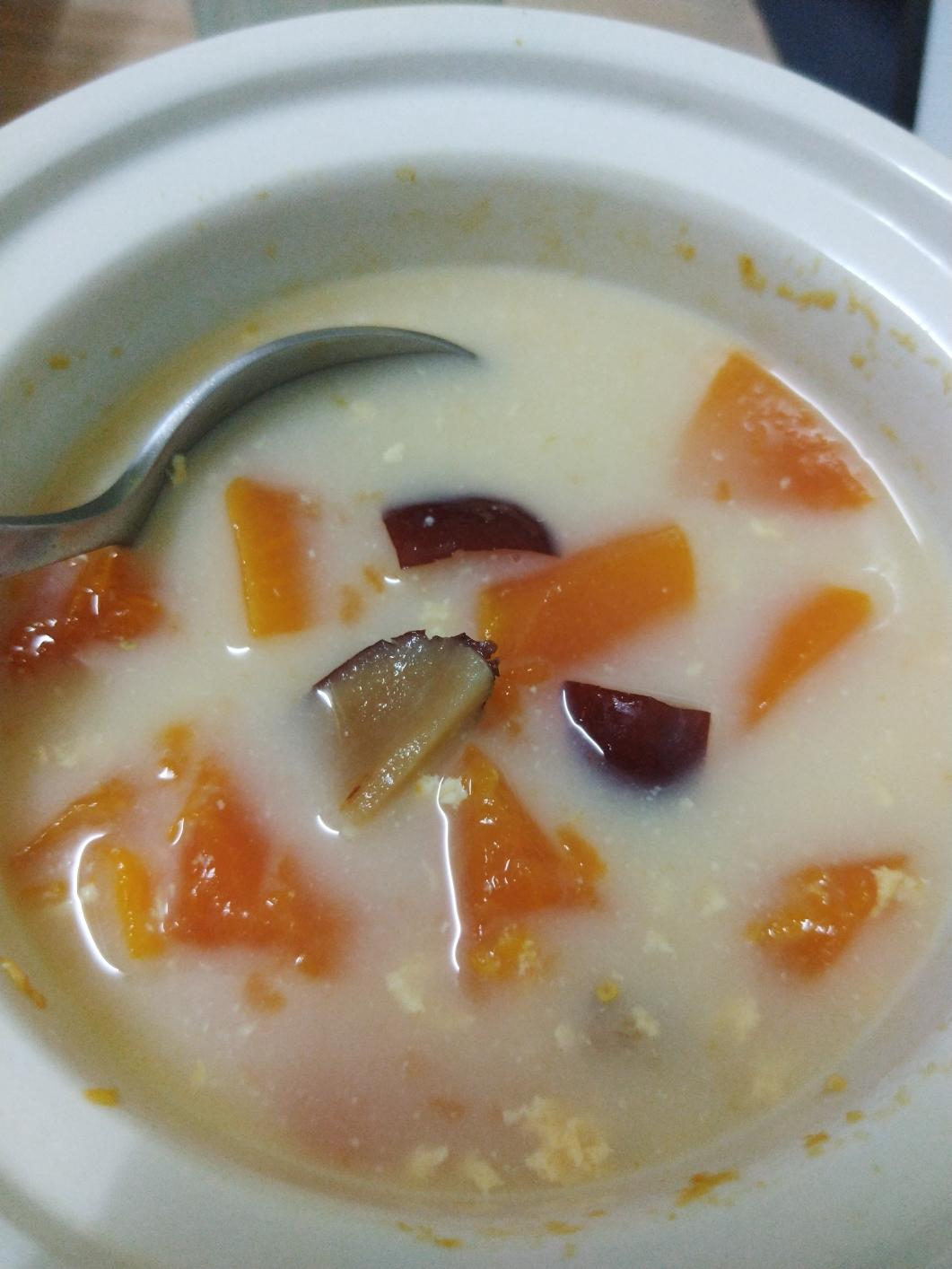 木瓜红枣炖牛奶