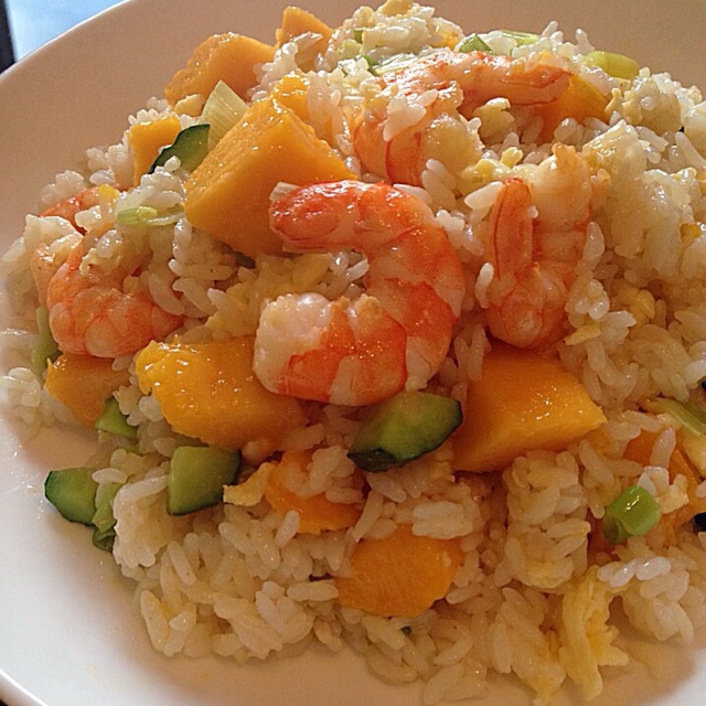 芒果虾仁炒饭