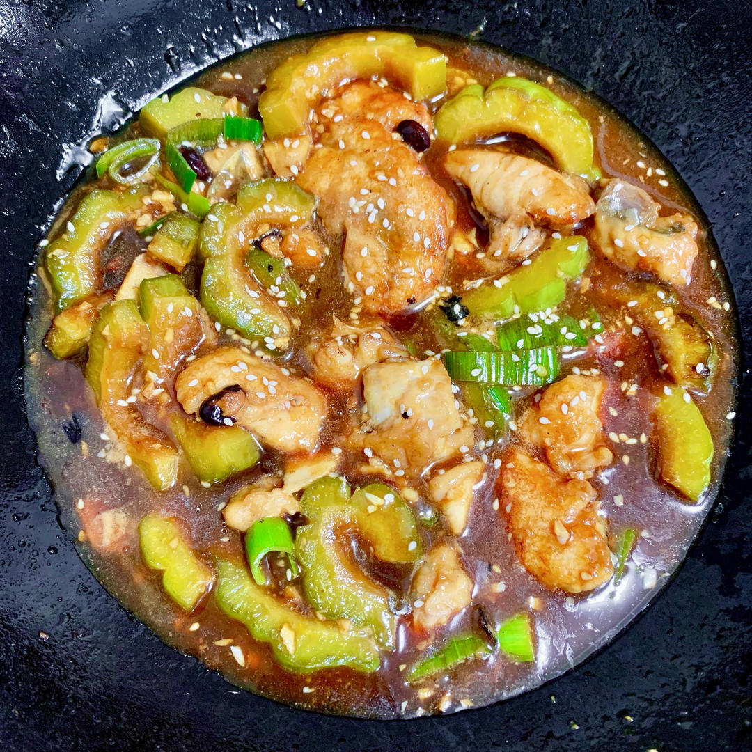 豆豉鲮鱼炒苦瓜
