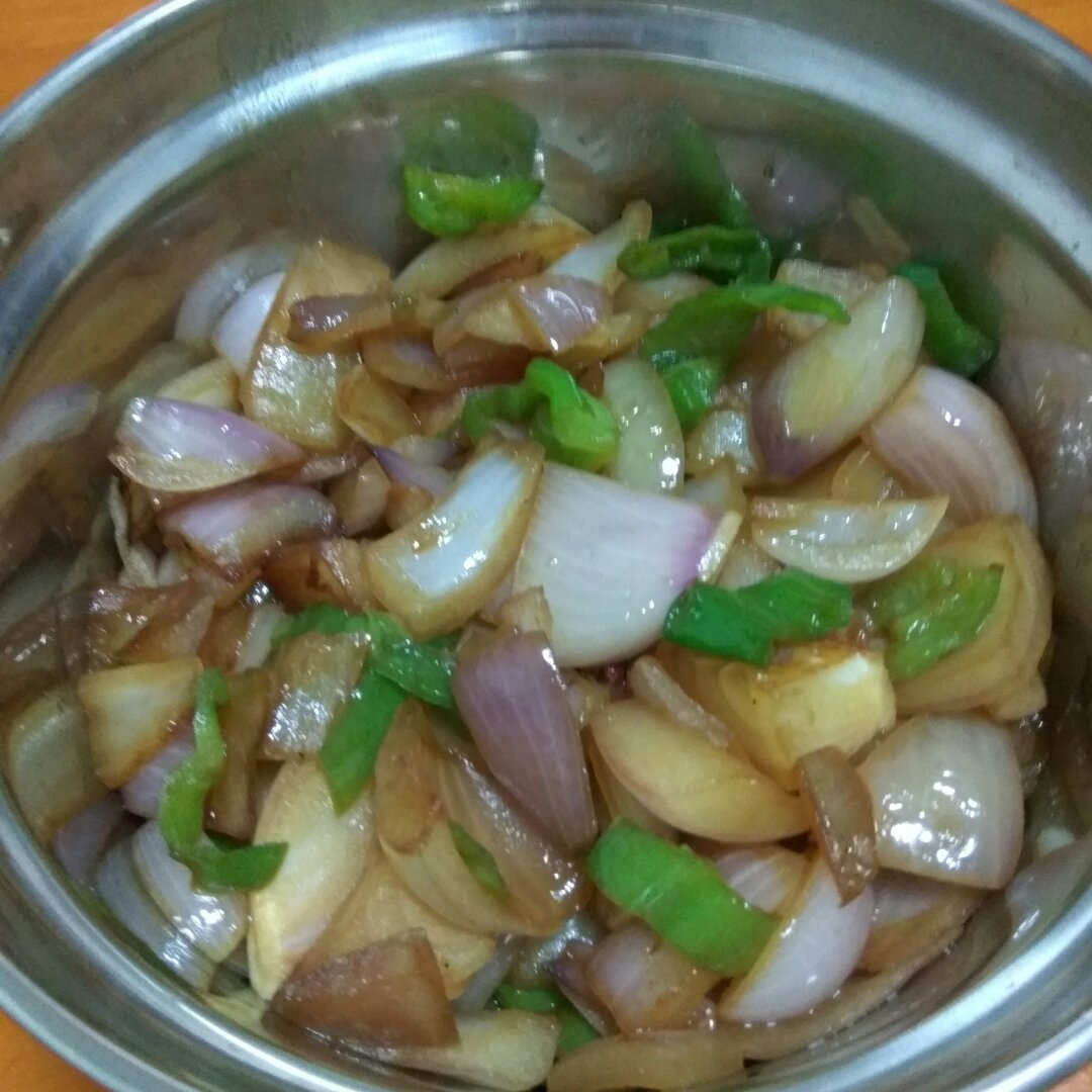 安之若素s做的青椒炒洋葱