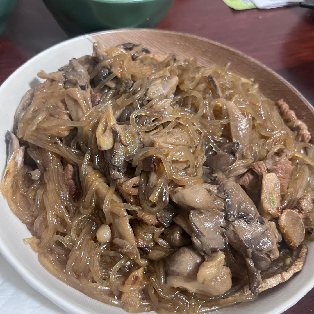 蘑菇炖粉条
