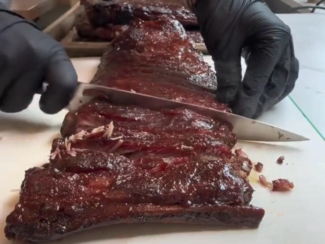 凯西姐姐的美式烟熏烤排骨的做法