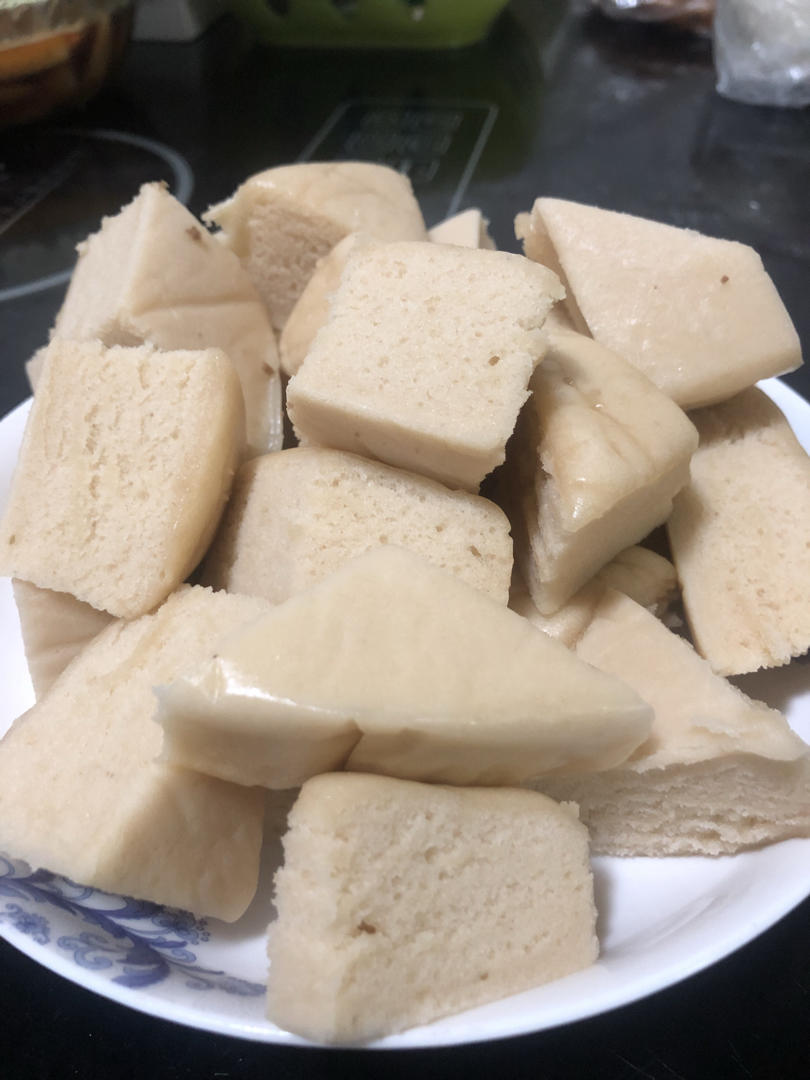 马拉糕，软糯弹韧，香甜细腻，和一般发糕不一样