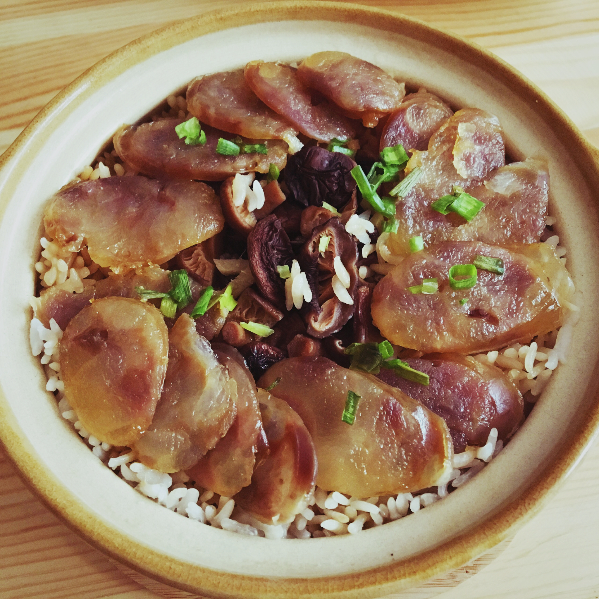 腊肠煲仔饭