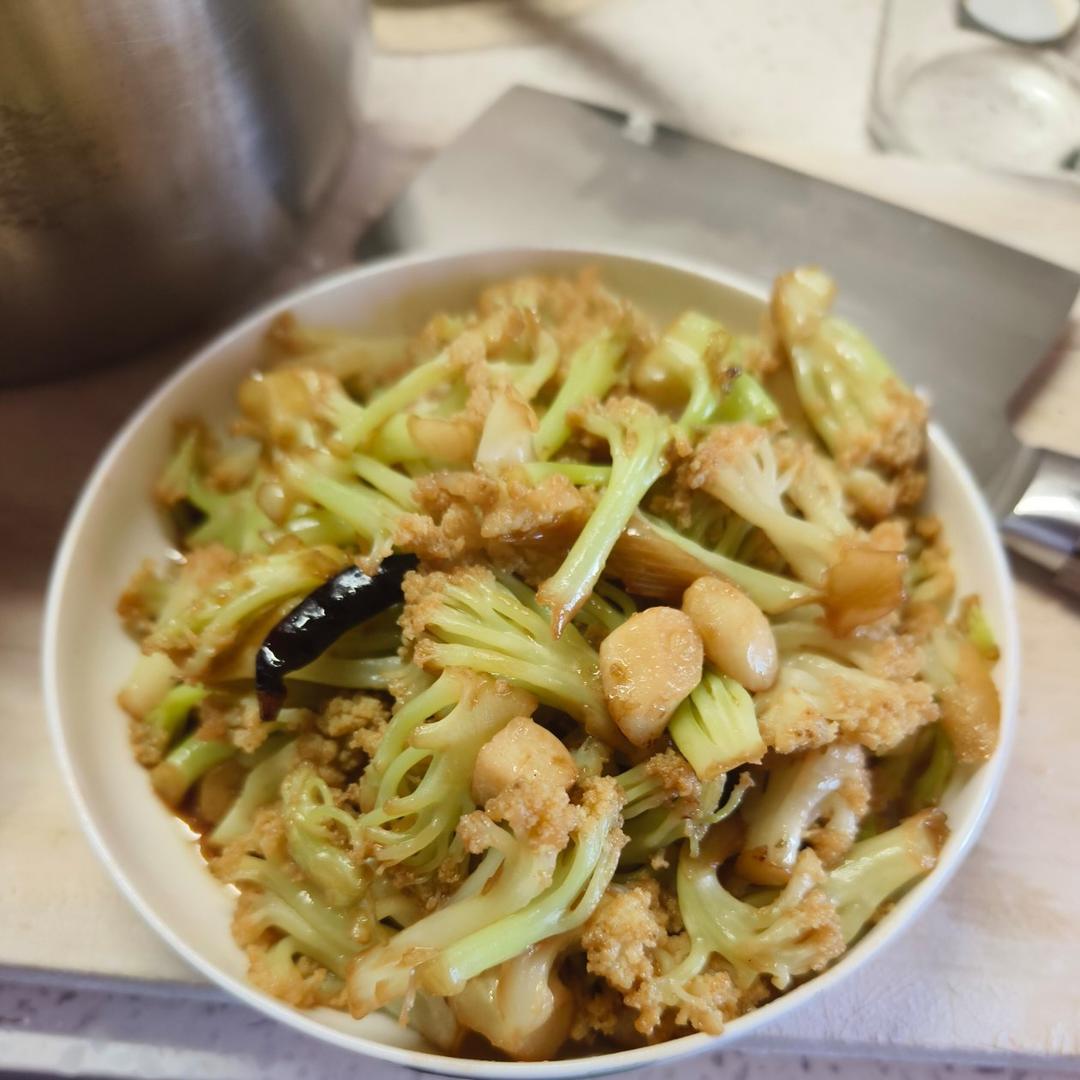 干煸菜花（五花肉）