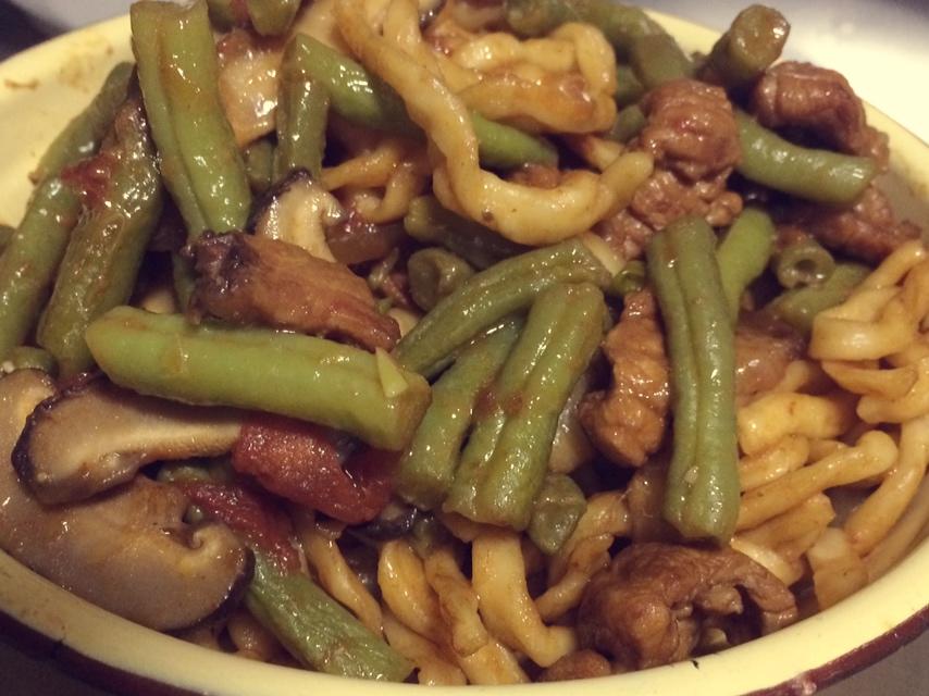 堂妈小厨——豆角番茄焖面