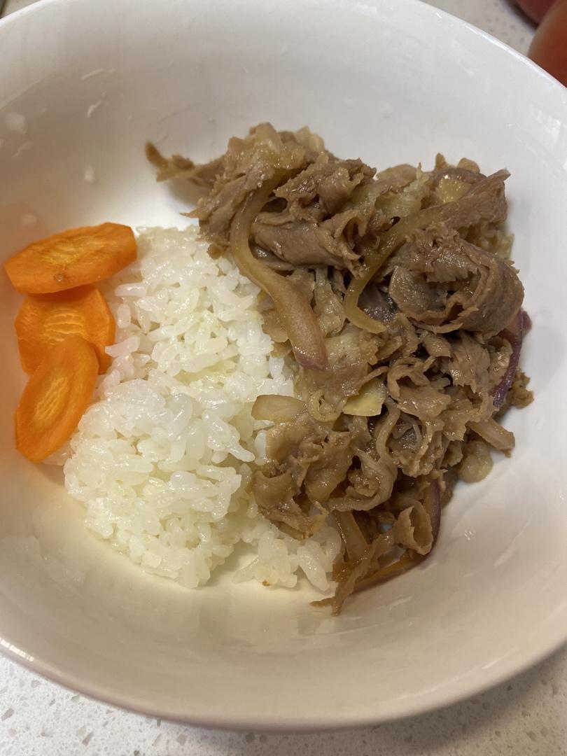 💕100%成功!!!🍱招牌肥牛饭专门店秘方·秒杀日本吉野家食其家！日式多汁牛肉饭 /嫩肥牛盖饭/牛肉饭/肥牛丼（超简单快速完美版）✨