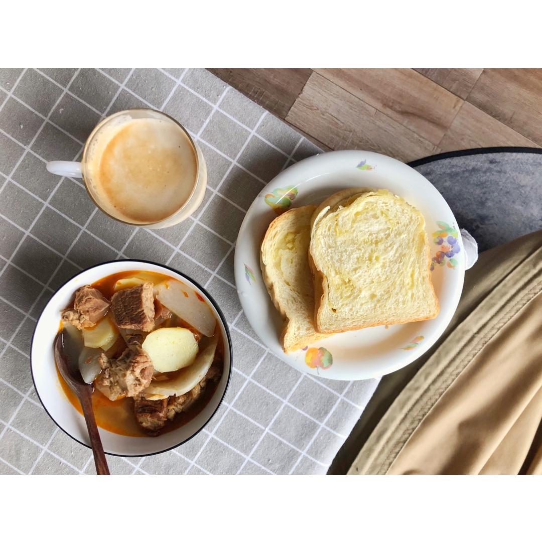 乳酪榴莲吐司面包