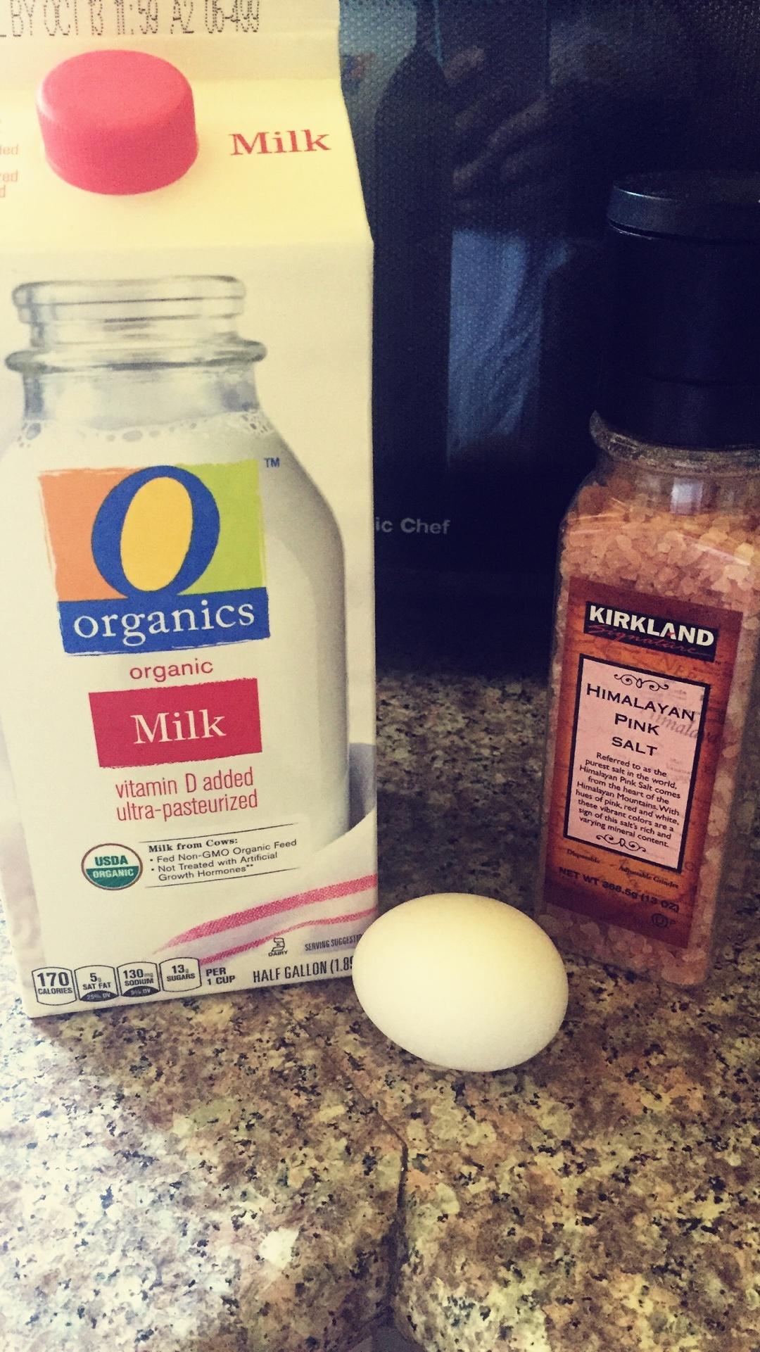 纯奶手撕吐司的做法 步骤1