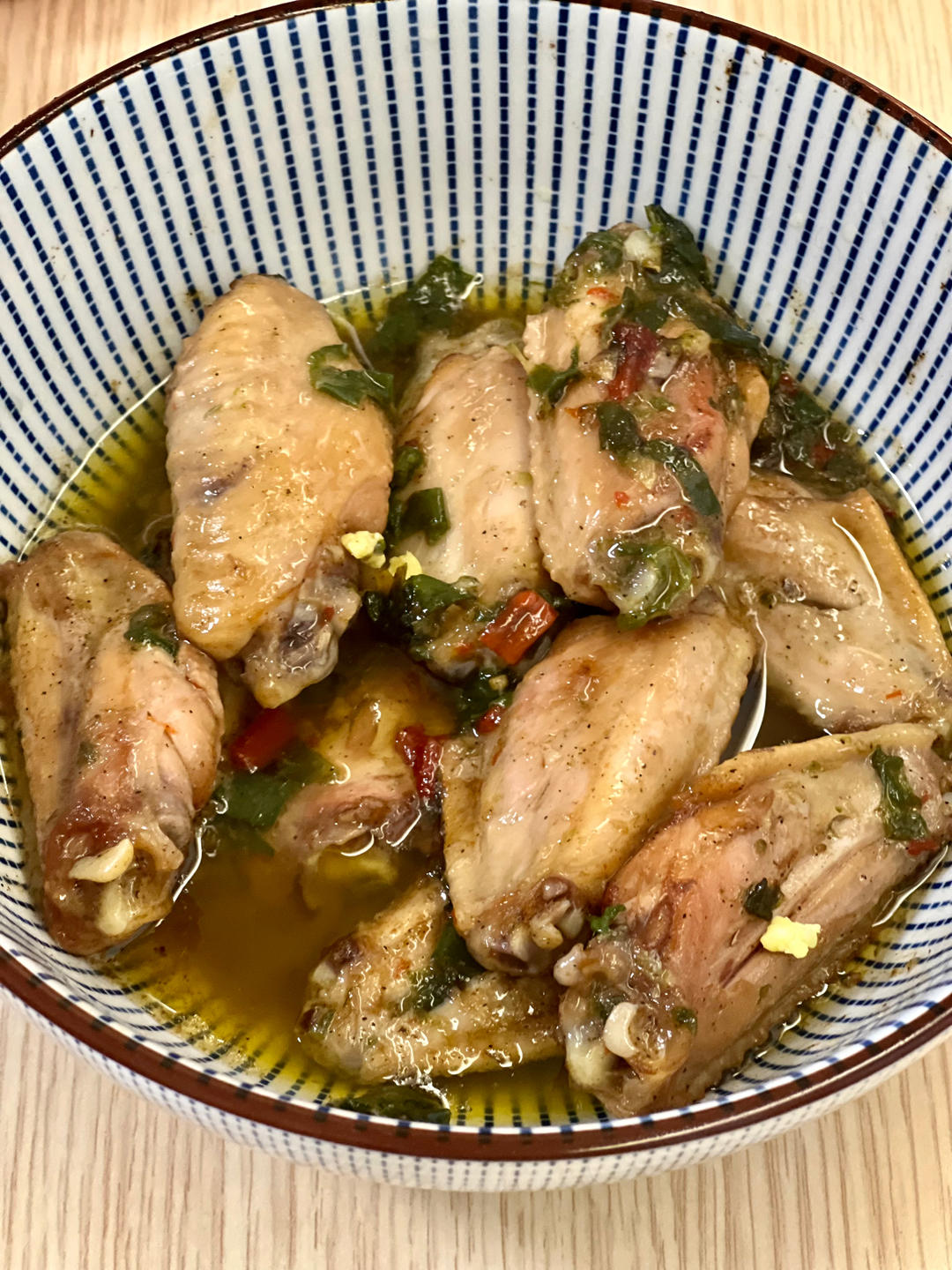 蒜香鸡翅，这才是鸡翅最好吃的做法