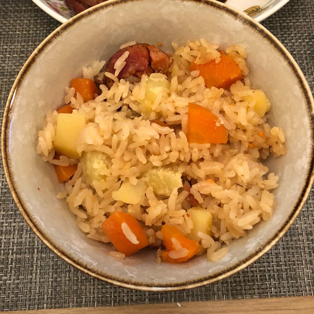 土豆焖饭（电饭锅版）