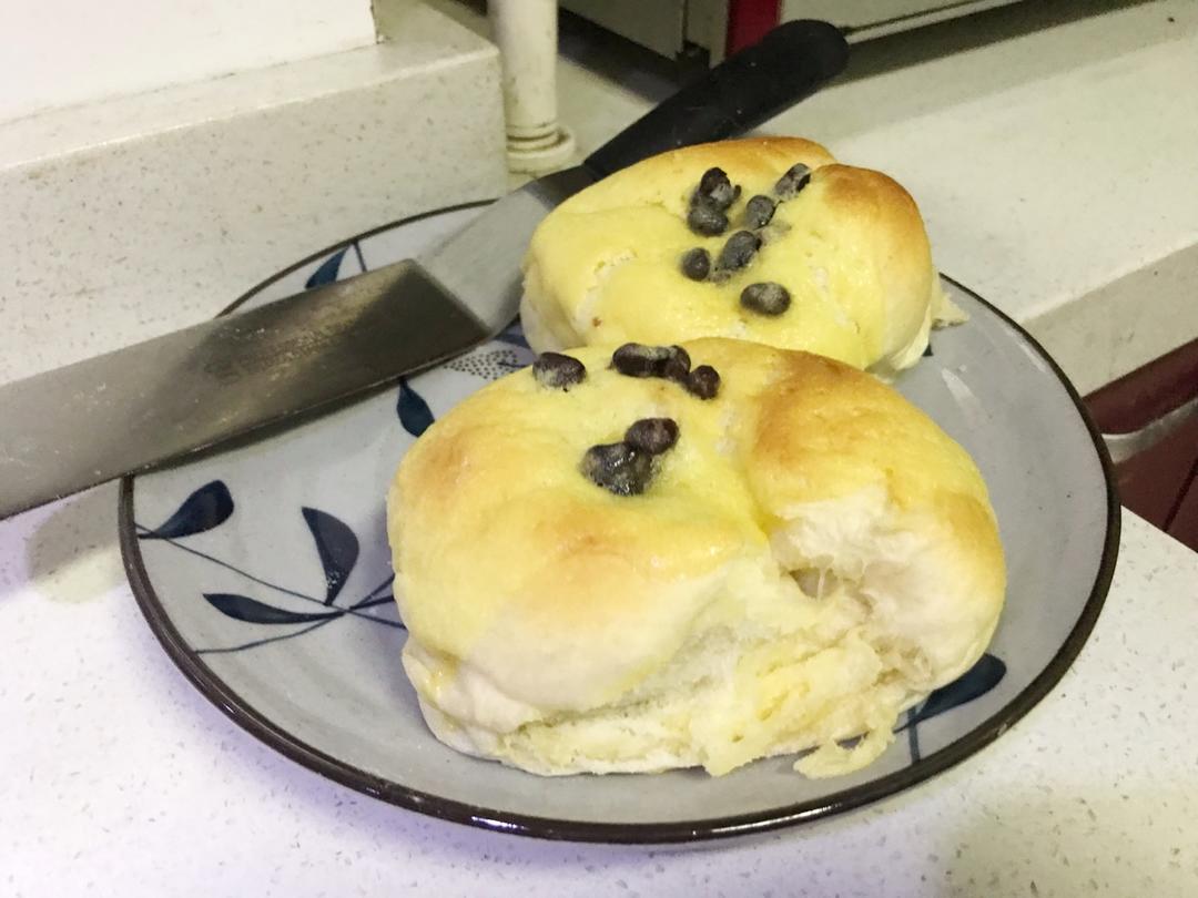 好吃到出炉就被抢光的墨西哥红豆面包