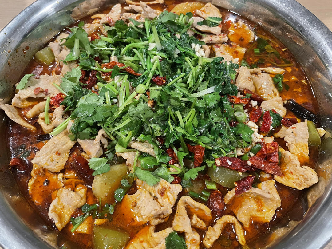 厨师长教你：“水煮肉片”的正宗做法，这味道真的很四川