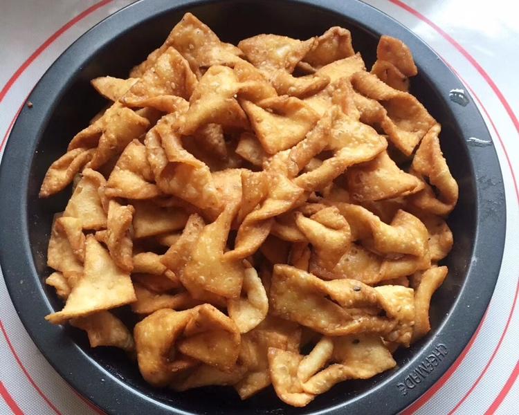 炸翻饺！你们管它叫排叉，还是翻饺？的做法