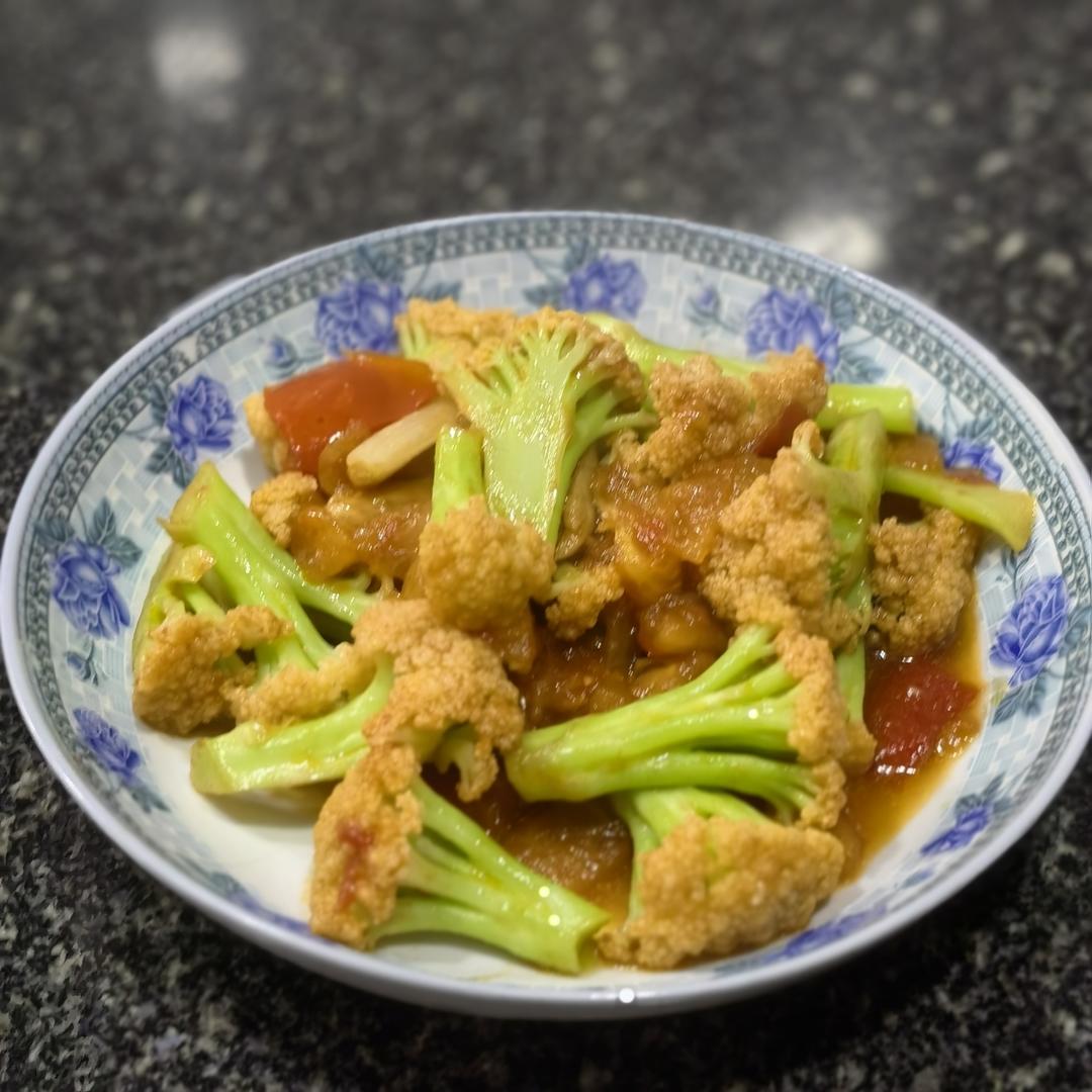 西红柿炒菜花（夏季开胃菜）