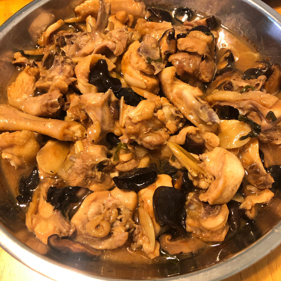 香菇蒸鸡，随便做做都好吃的菜~