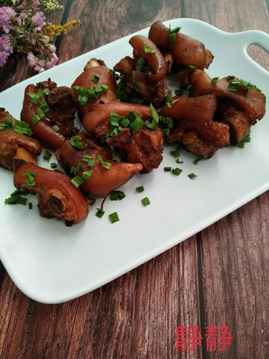香酥烤猪蹄