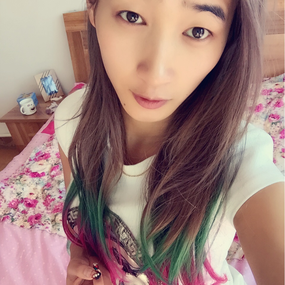 关三岁夫人