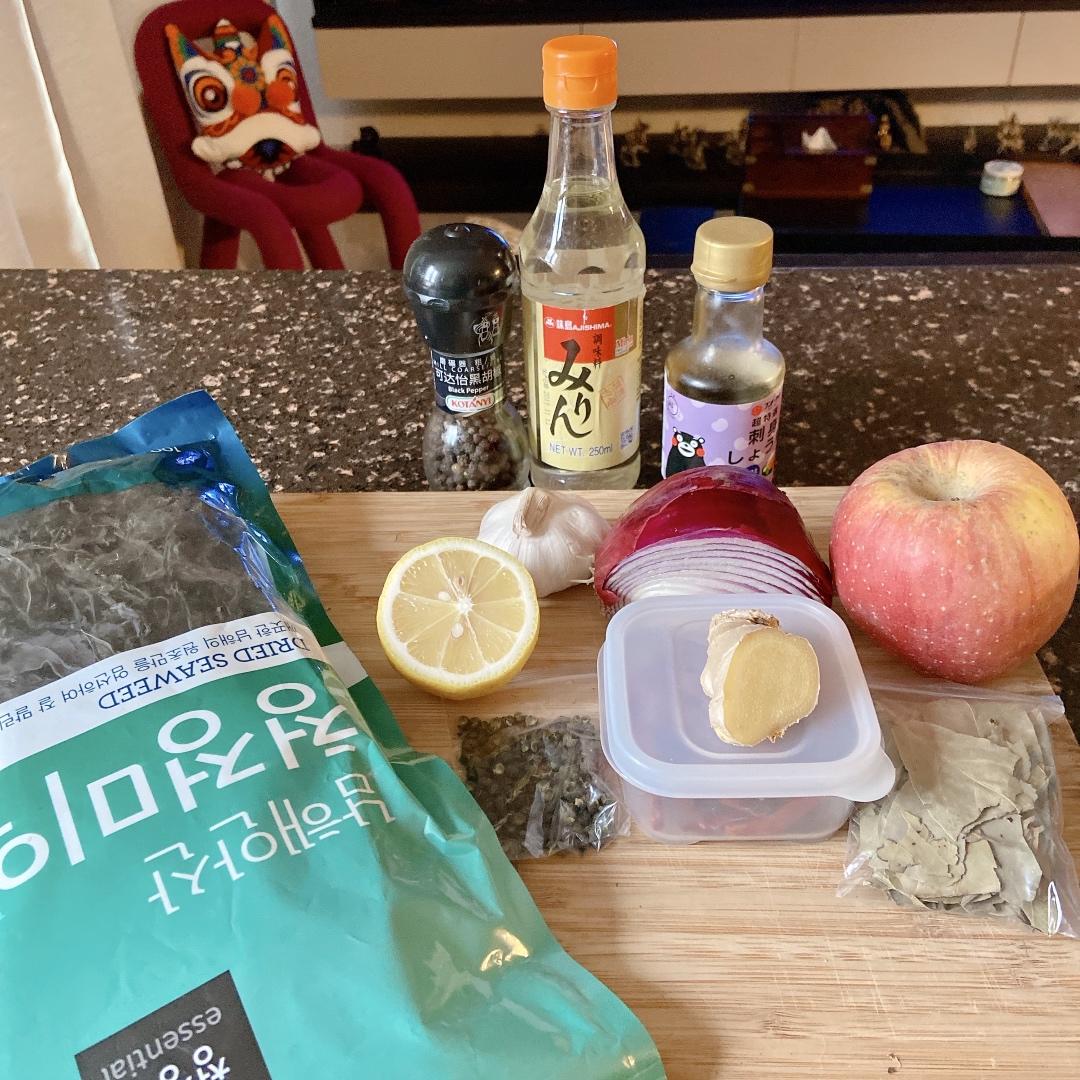 鲜甜的韩式生腌酱蟹 Gejang