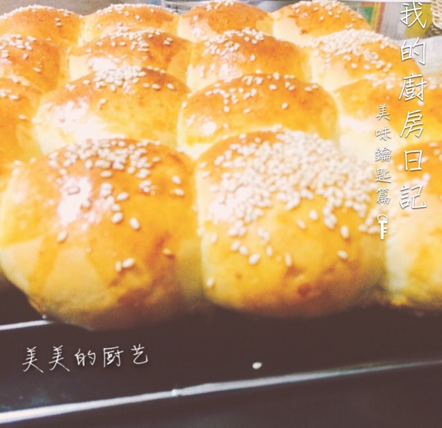 大人小孩都爱不释口的【蜂蜜牛奶小餐包】