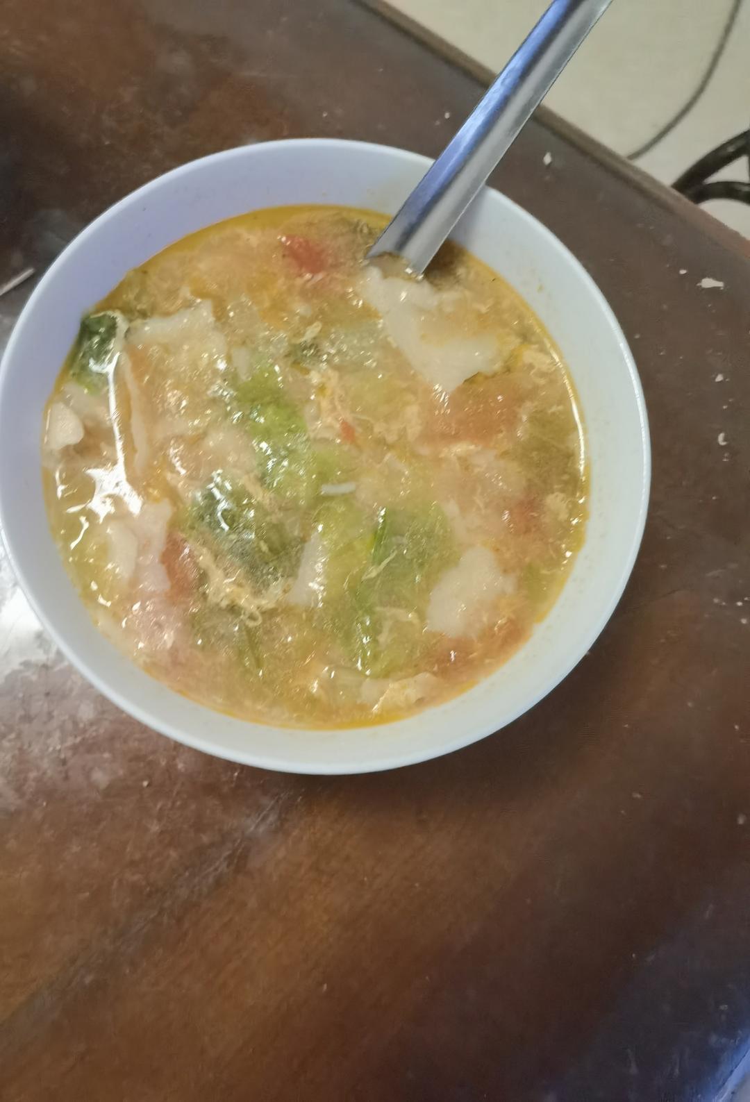 西红柿鸡蛋揪片汤