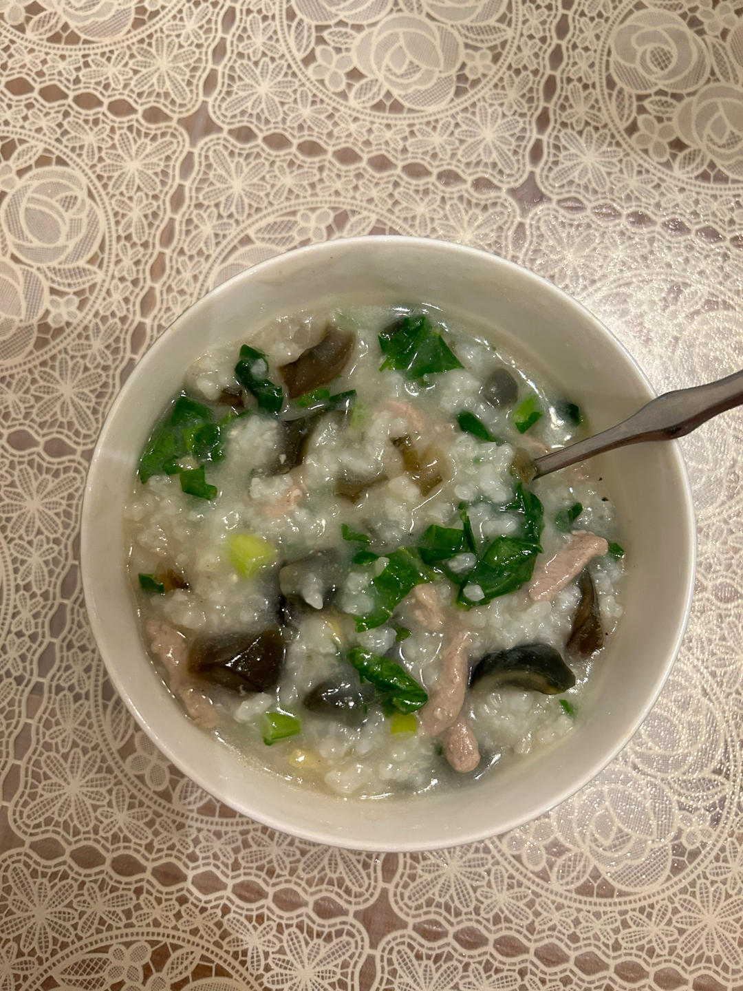 妈妈👩教我做的皮蛋瘦肉粥🥣简单快捷美味😋