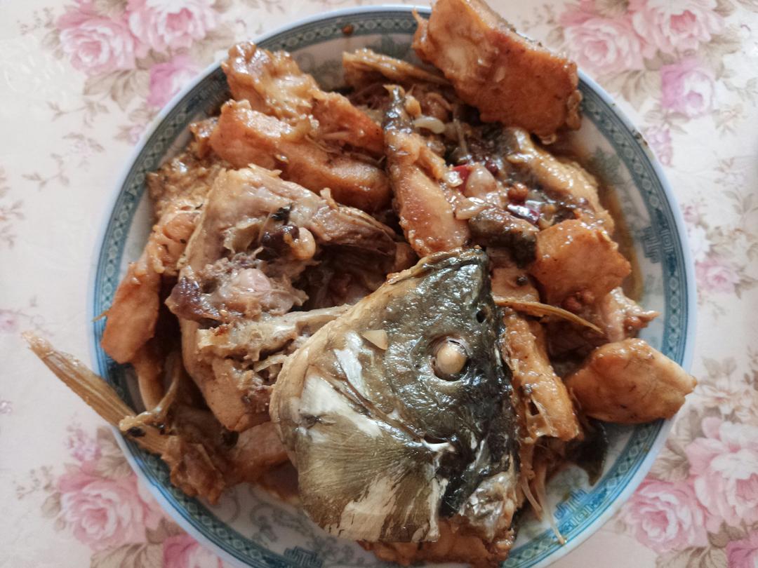 贊 紅燒魚塊 鯉魚,花椒,糖,醋,醬油