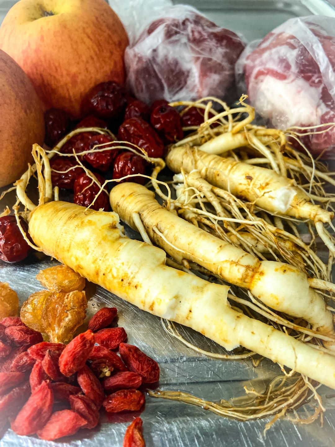 人参苹果汤的做法