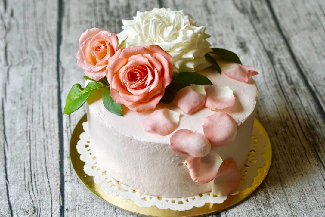 我为家人做蛋糕🎂