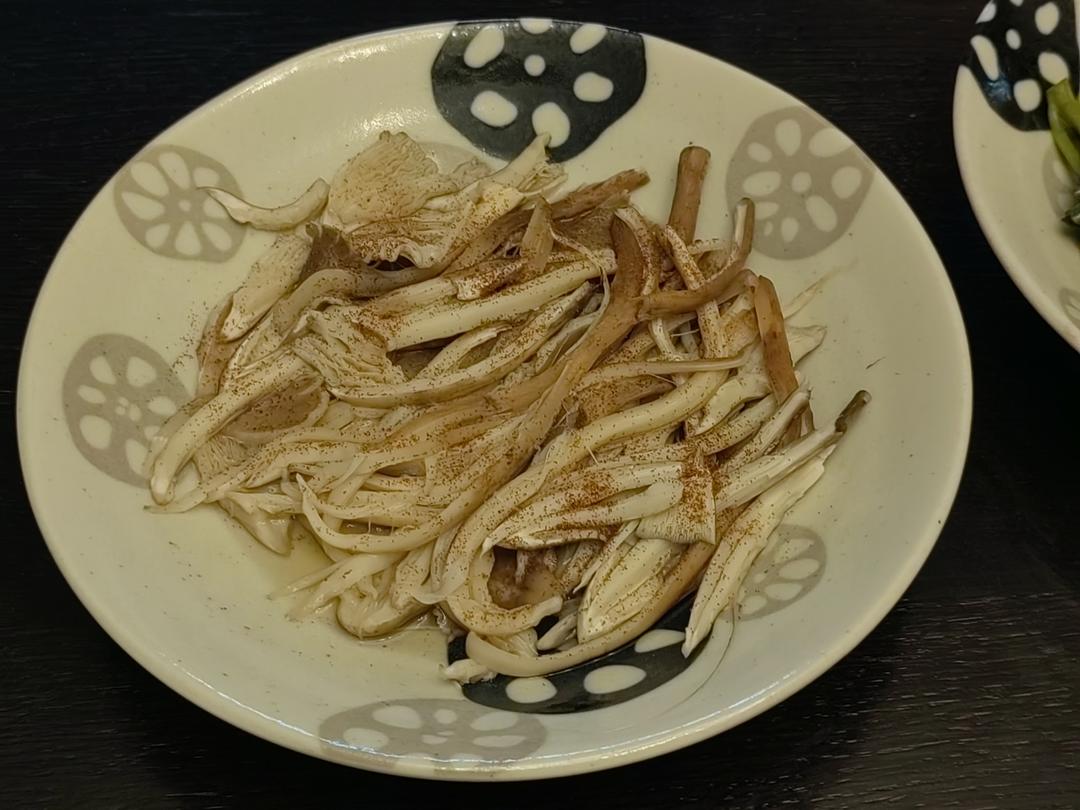 大自然的馈赠野生鸡枞