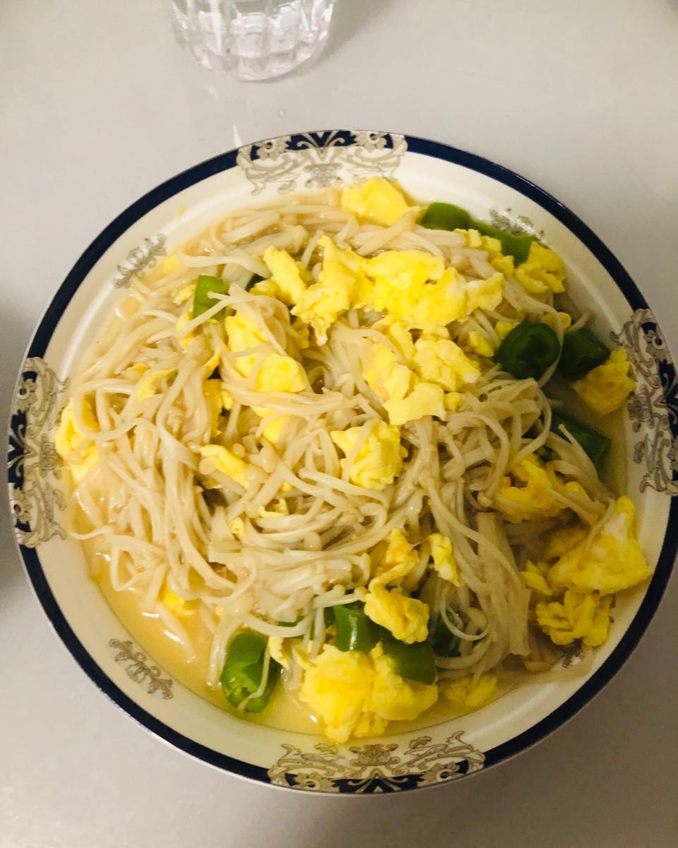 金针菇炒蛋