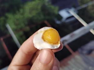香酥流油的咸鹌鹑蛋的做法 步骤10