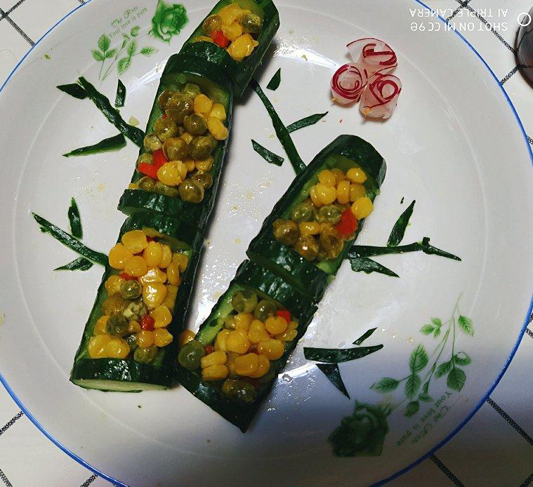 最美年夜饭-🎋翠竹报春节节高🥒（黄瓜玉米火腿鸡丁沙拉）