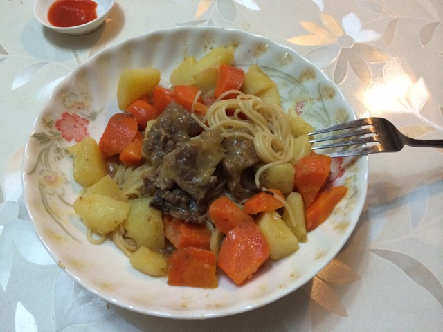 咖喱土豆牛腩面