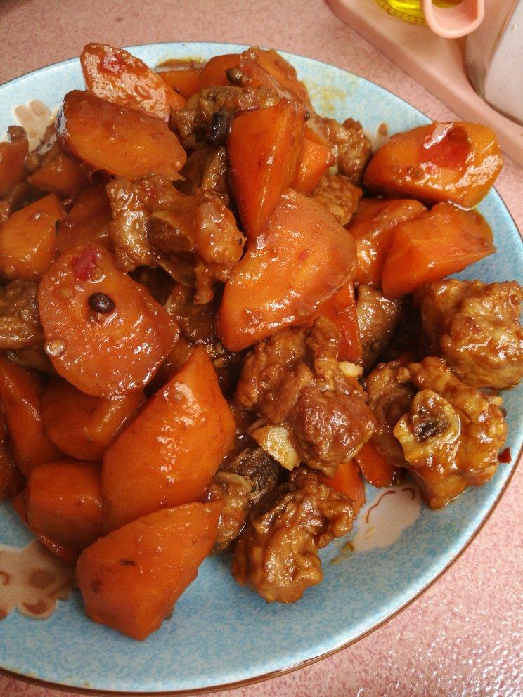 胡萝卜土豆炖排骨