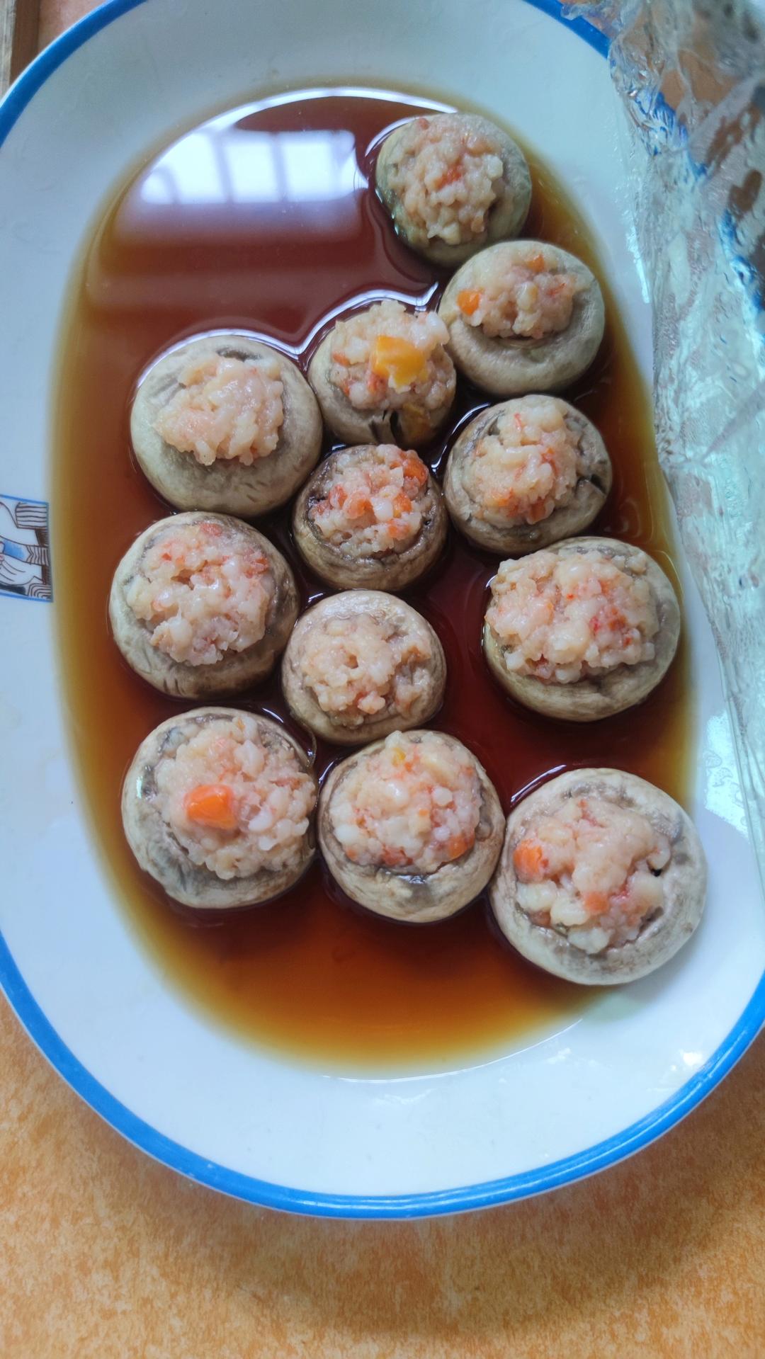 2022曼食年夜饭 | 蒜香口蘑虾滑