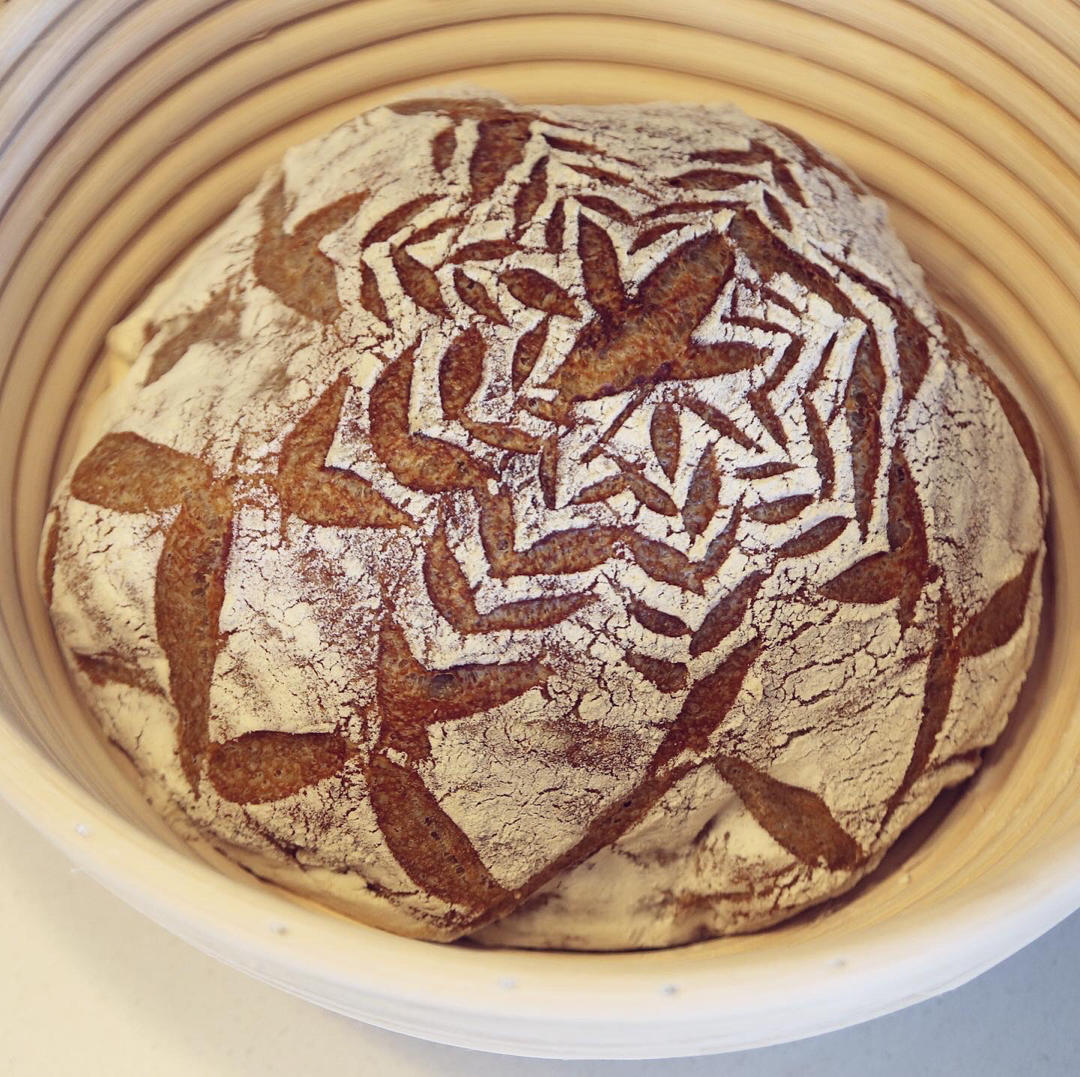 天然酵种鲁邦种硬欧包Sourdough Bread