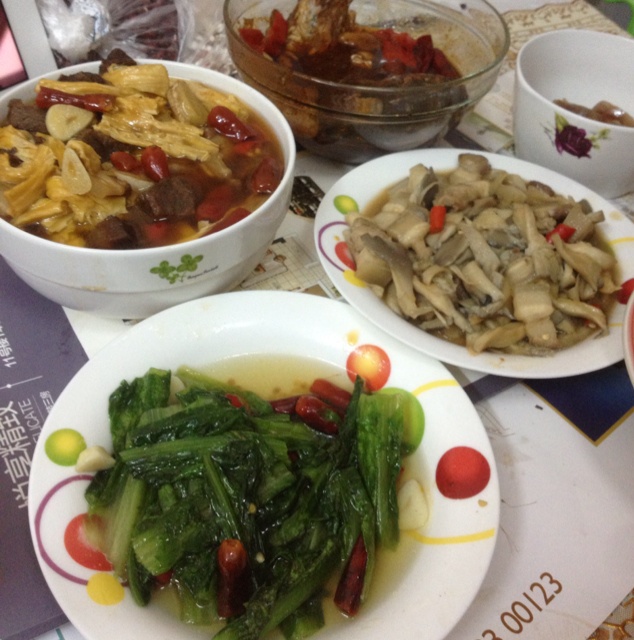 喷香排骨焖饭（爆好吃）