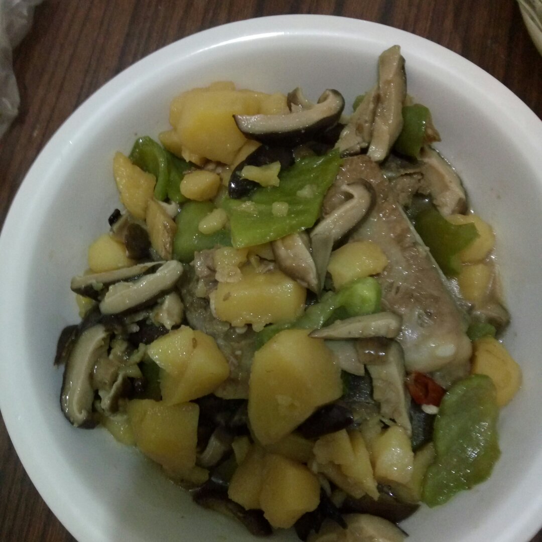 土豆炖排骨