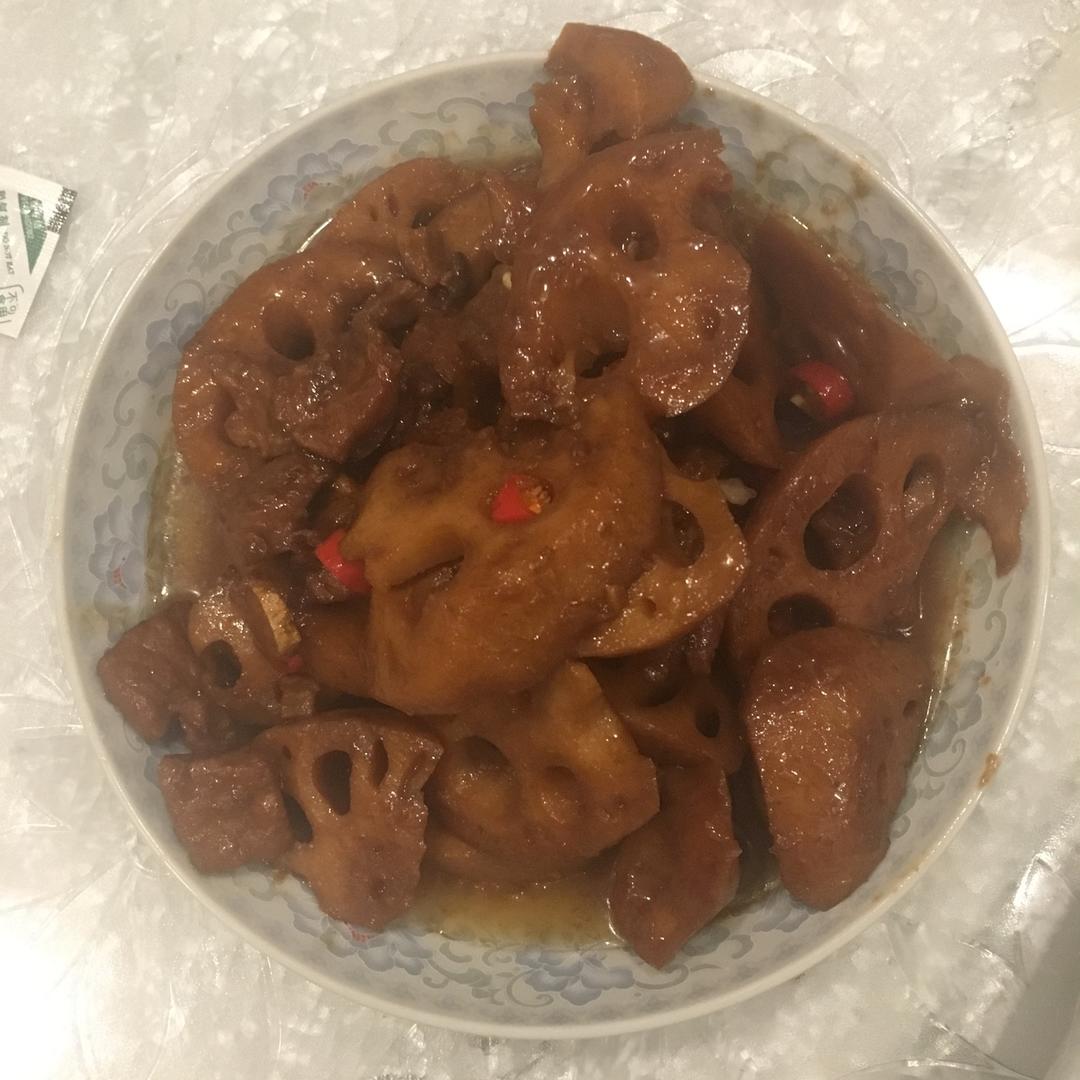 莲藕烧肉