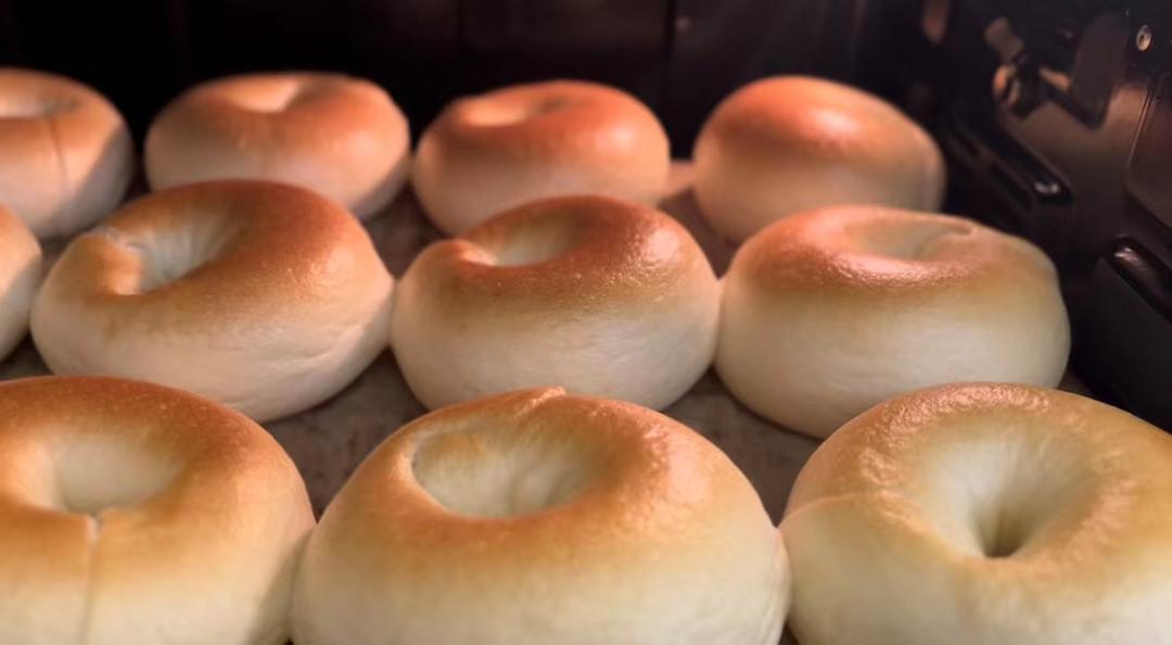 基础奶香贝果&蜜豆乳酪贝果