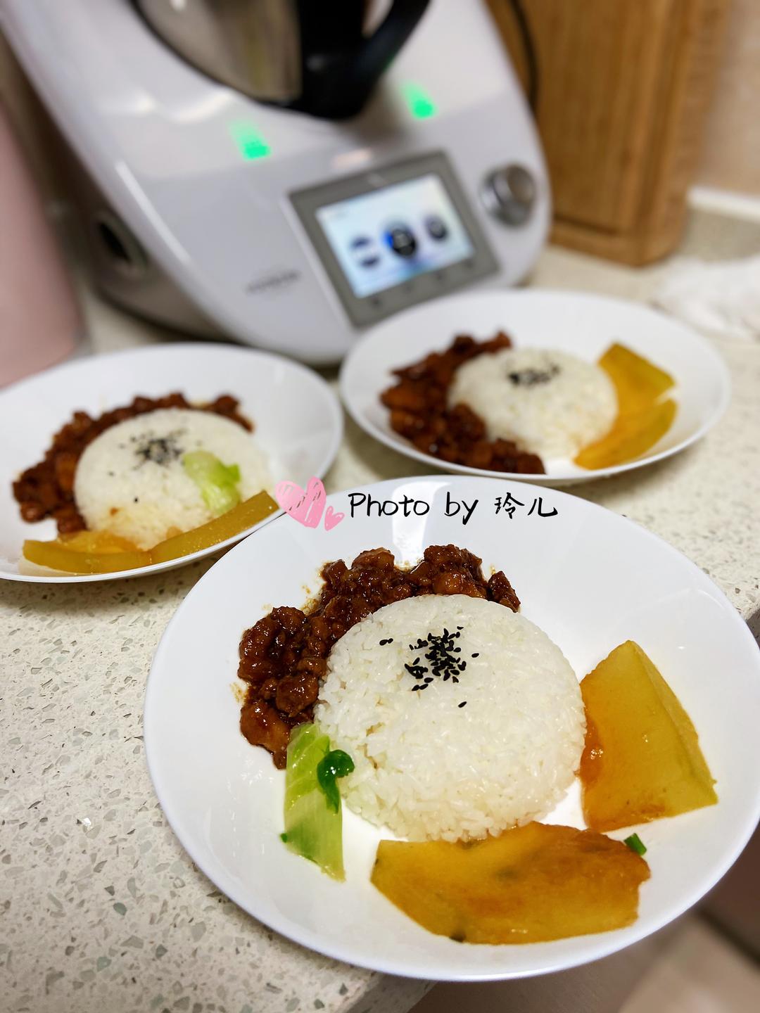 台式卤肉饭（小美)