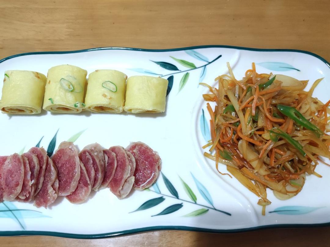 清炒双丝（土豆丝、胡萝卜丝）