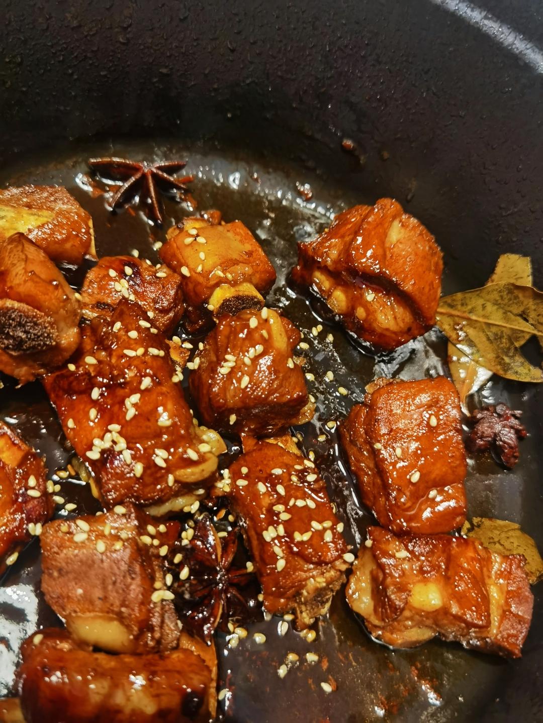 红烧排骨｜酱香浓郁