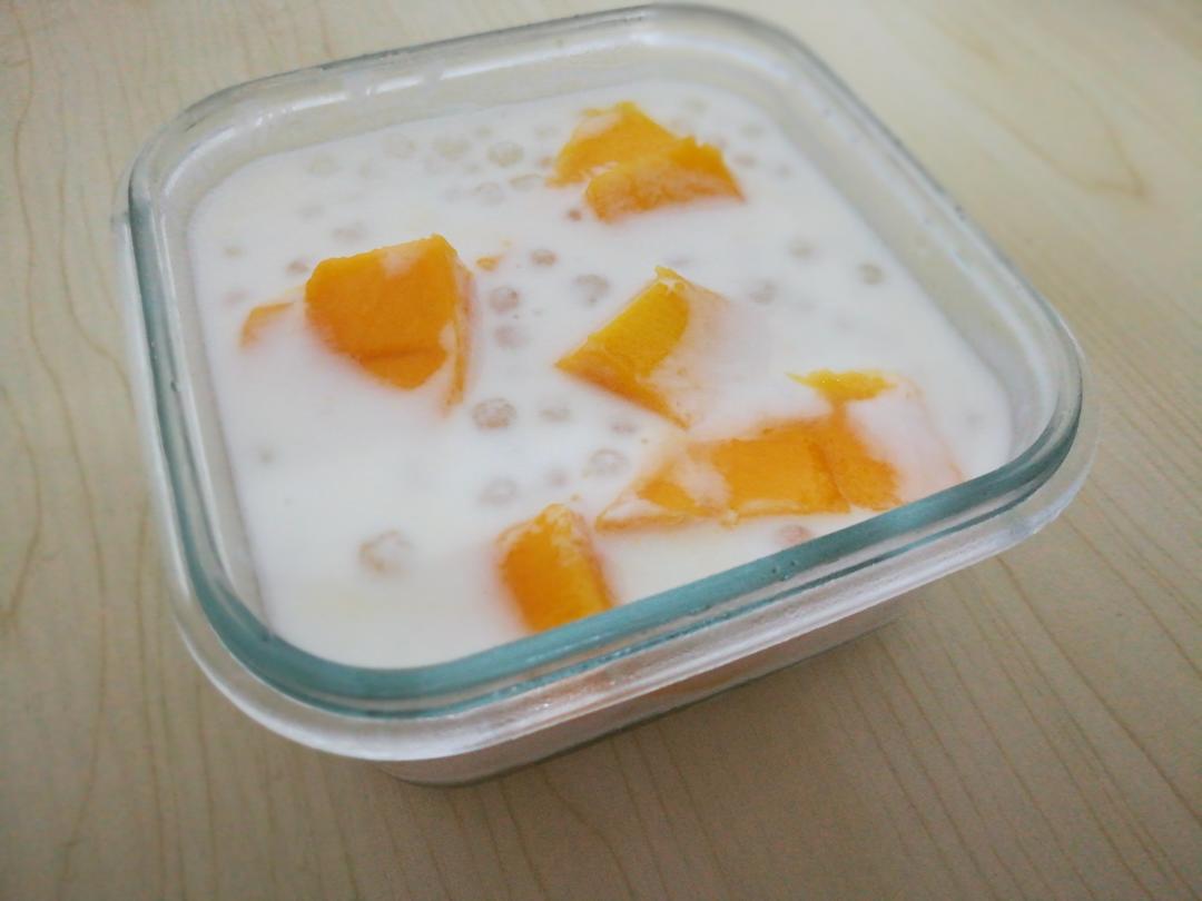 健康低脂芒果酸奶西米露