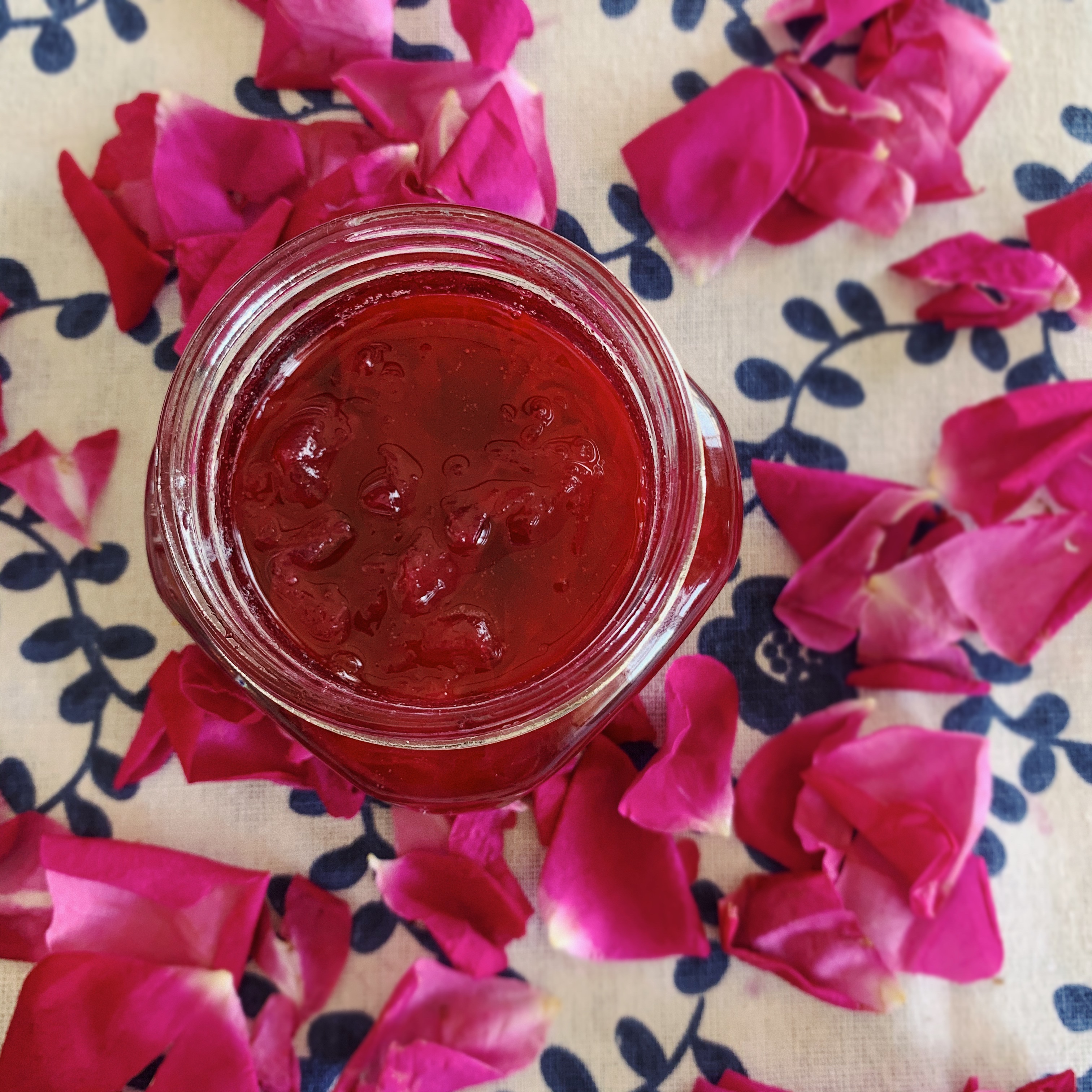 玫瑰花瓣果酱🌹Rose Petals Preserve的做法