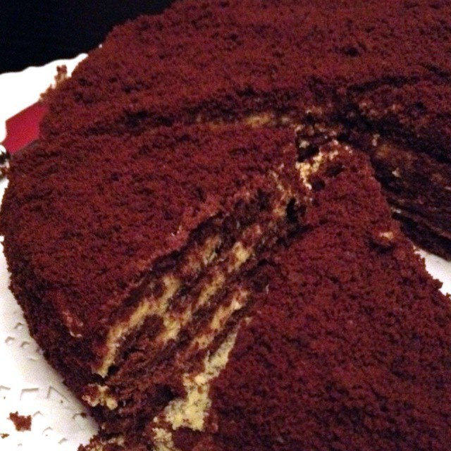 巧克力软绸夹心蛋糕