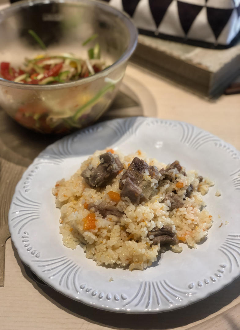 新疆羊排抓饭